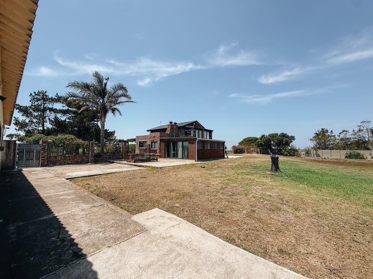 Main property image