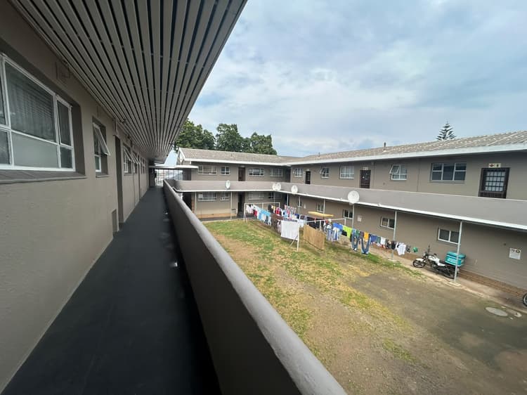 Main property image
