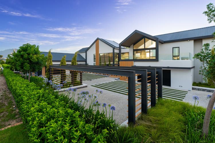 Main property image
