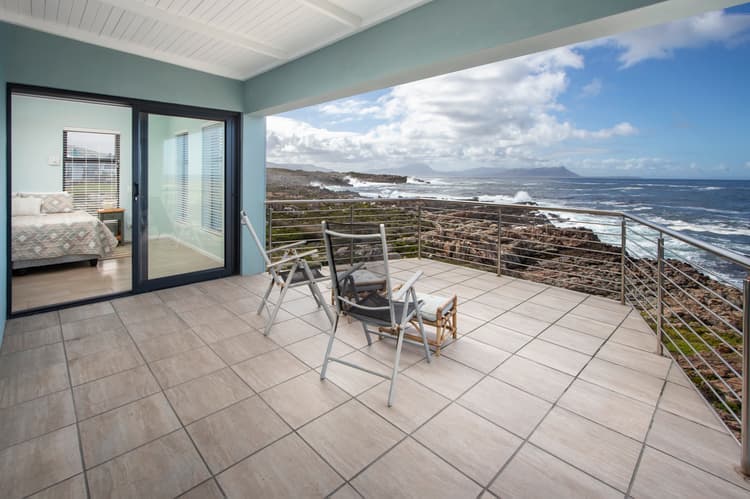 Main property image