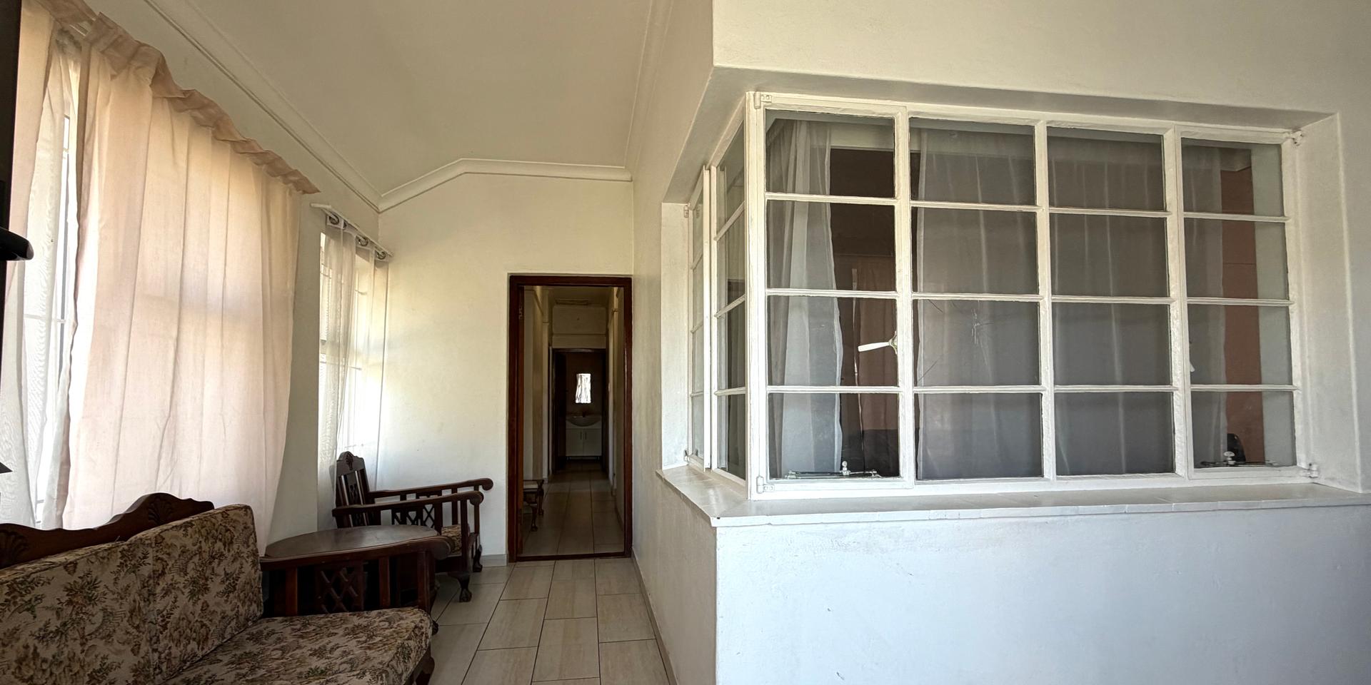 Image 3 of 6