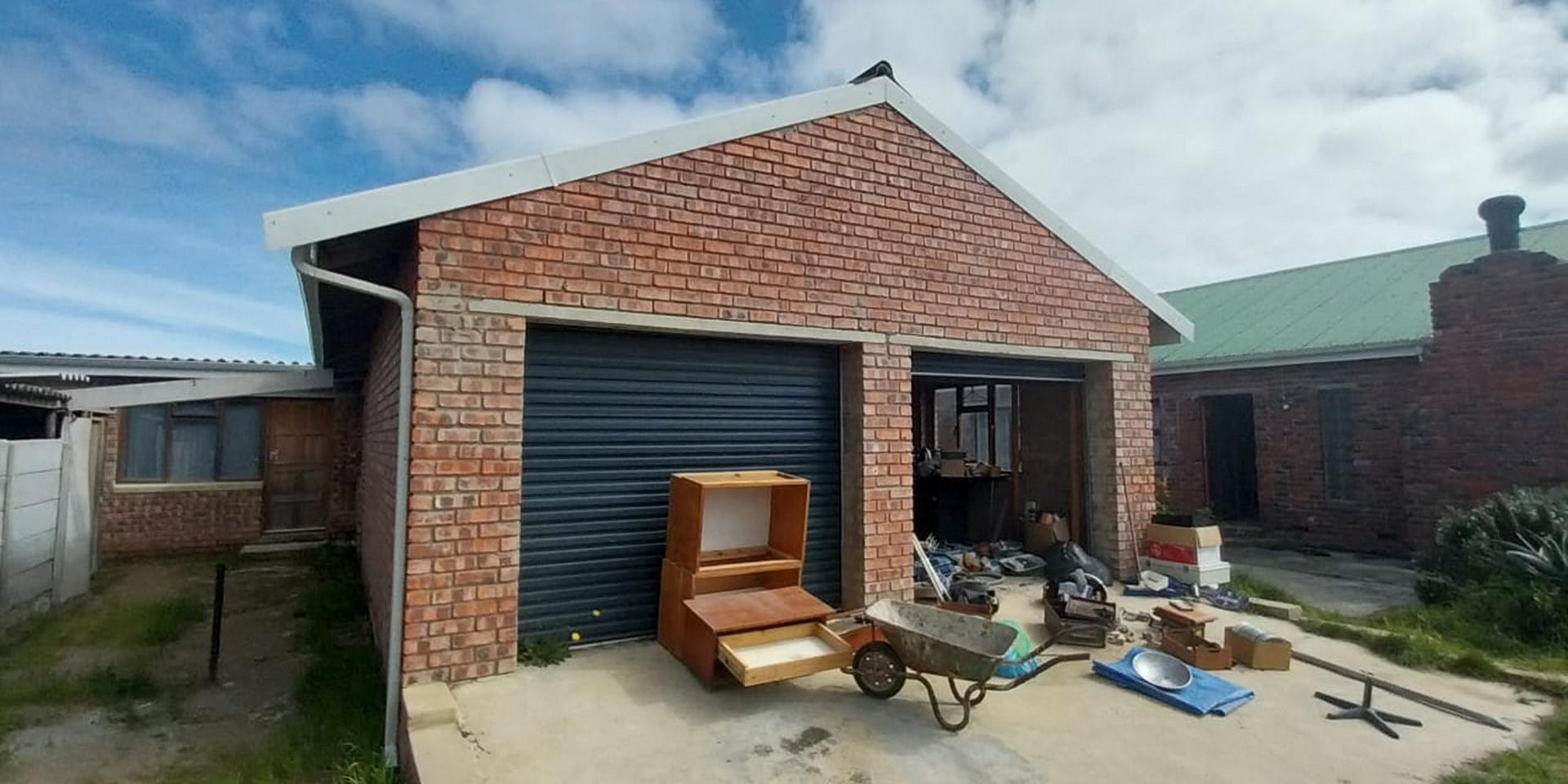Image 1 of 6