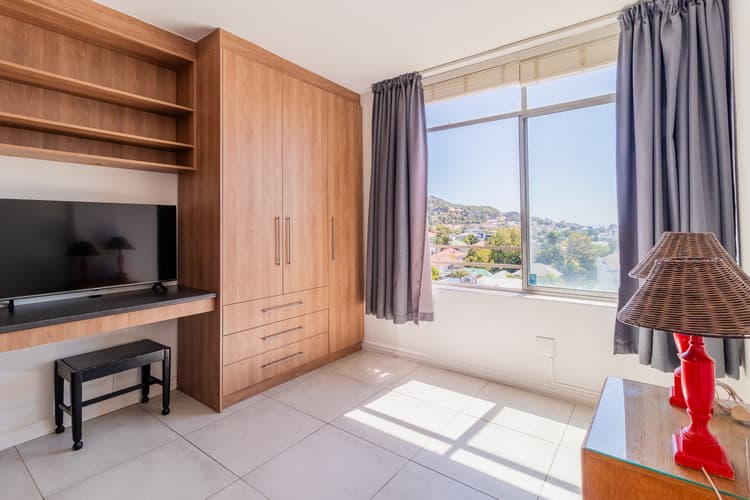 Main property image