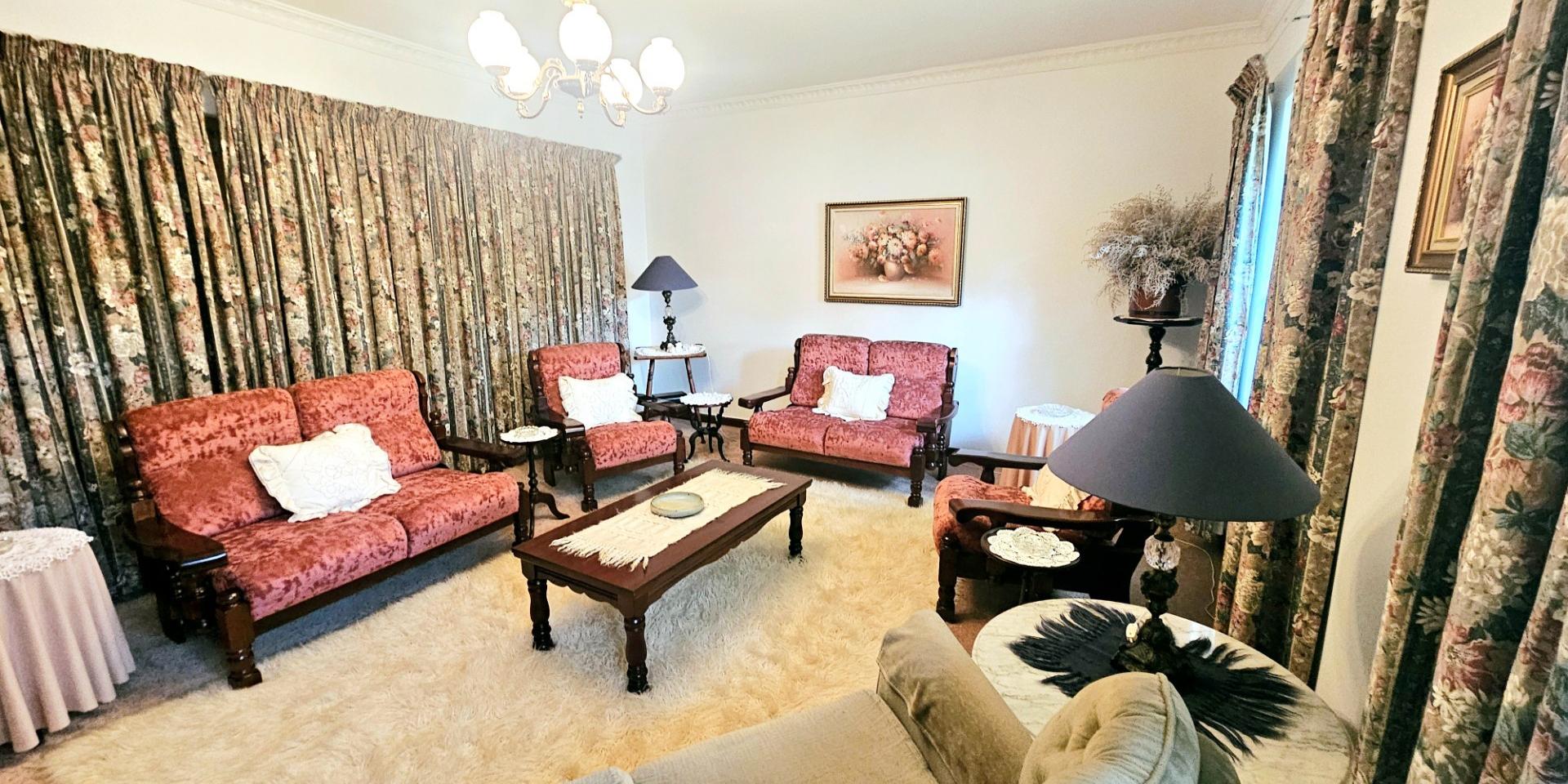 Image 2 of 6