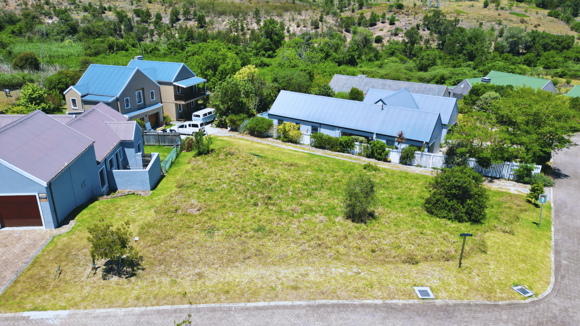 Image 4 of 6