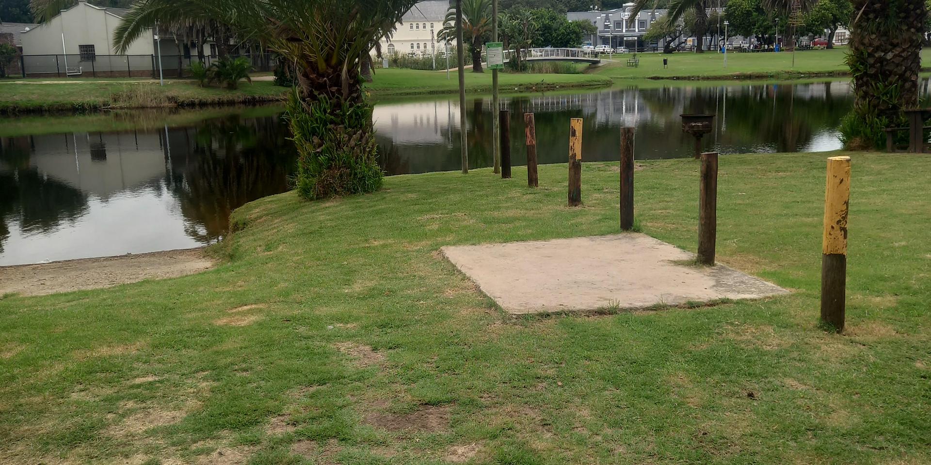 Image 2 of 6