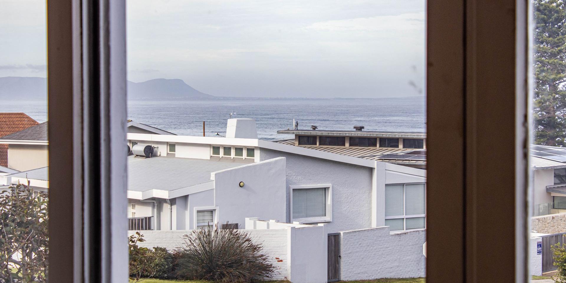 Image 5 of 6