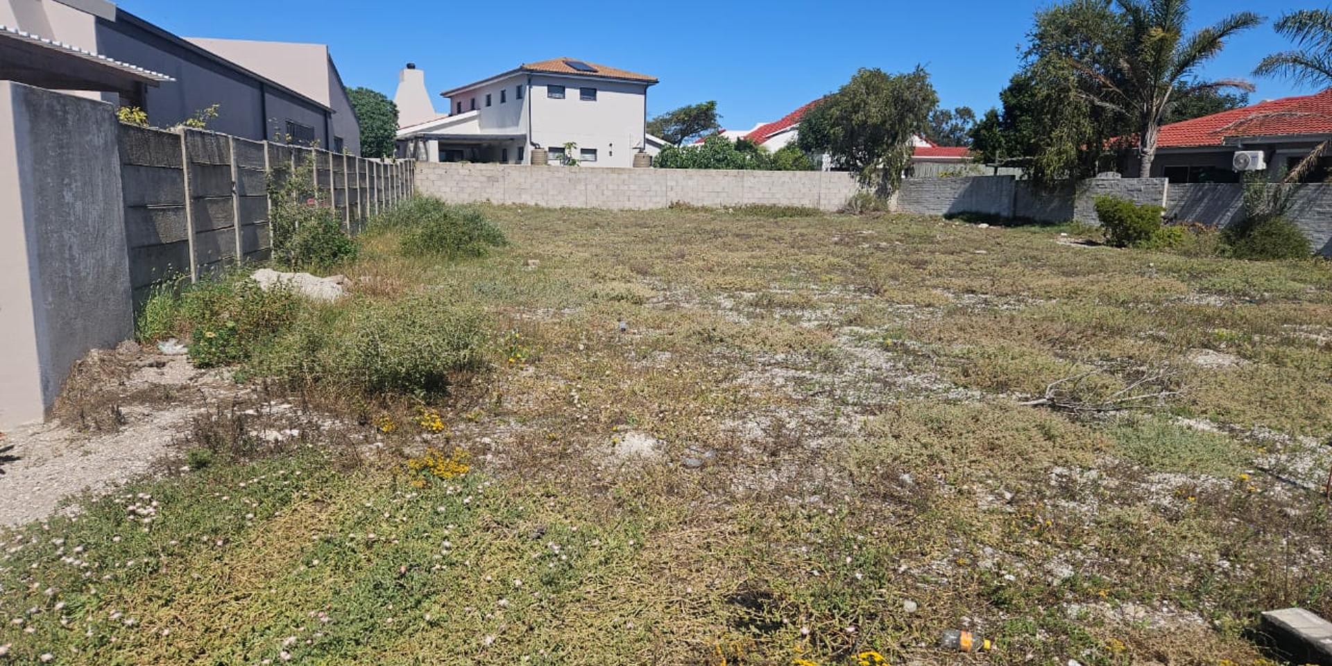 Image 2 of 6