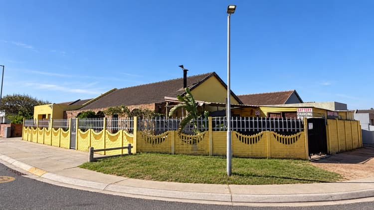 Main property image