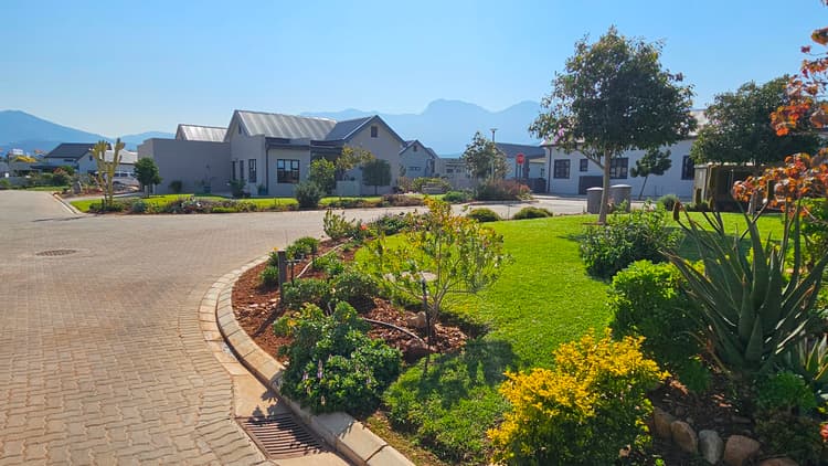 Main property image