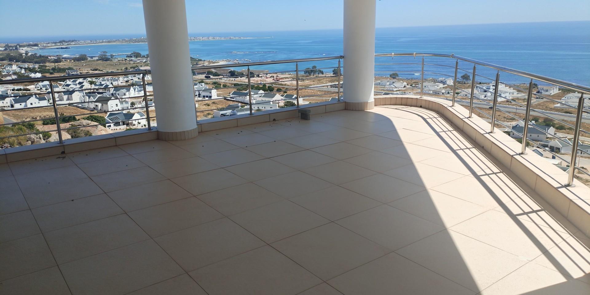 Image 2 of 6