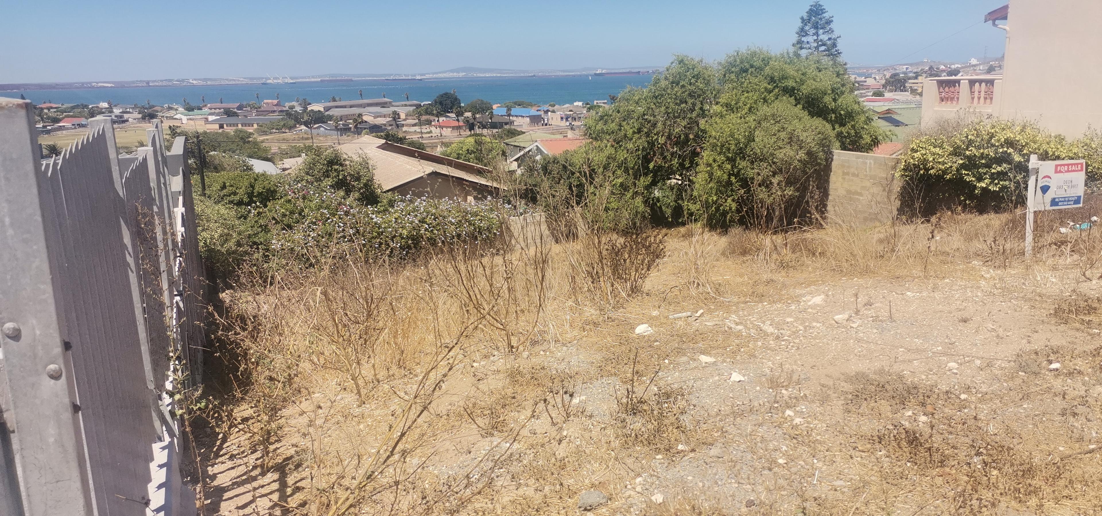 Image 2 of 6
