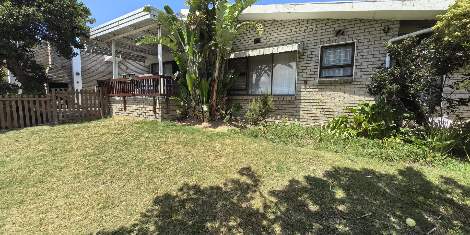 Image 4 of 6