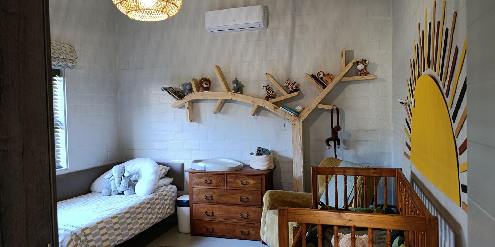 Image 4 of 6