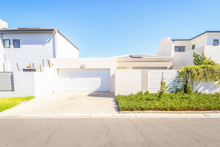 Main property image