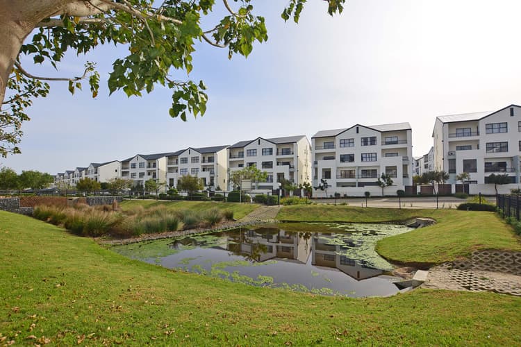 Main property image