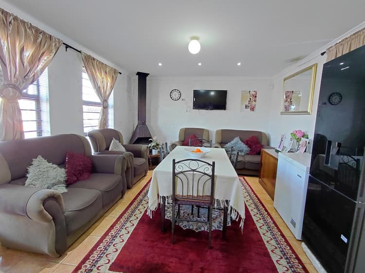 Main property image
