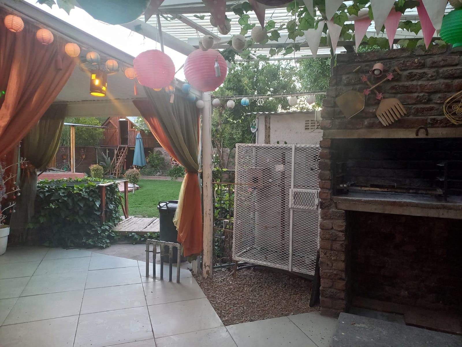 Image 3 of 6