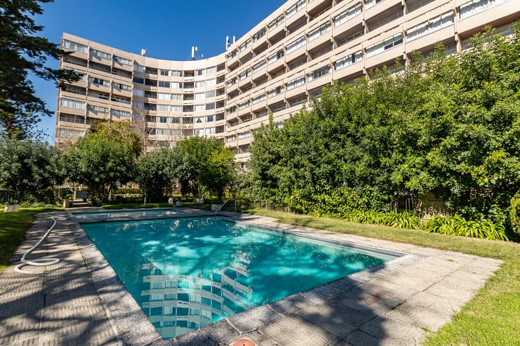 Main property image