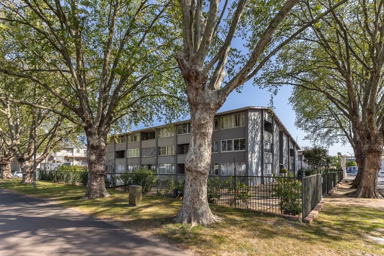 Main property image