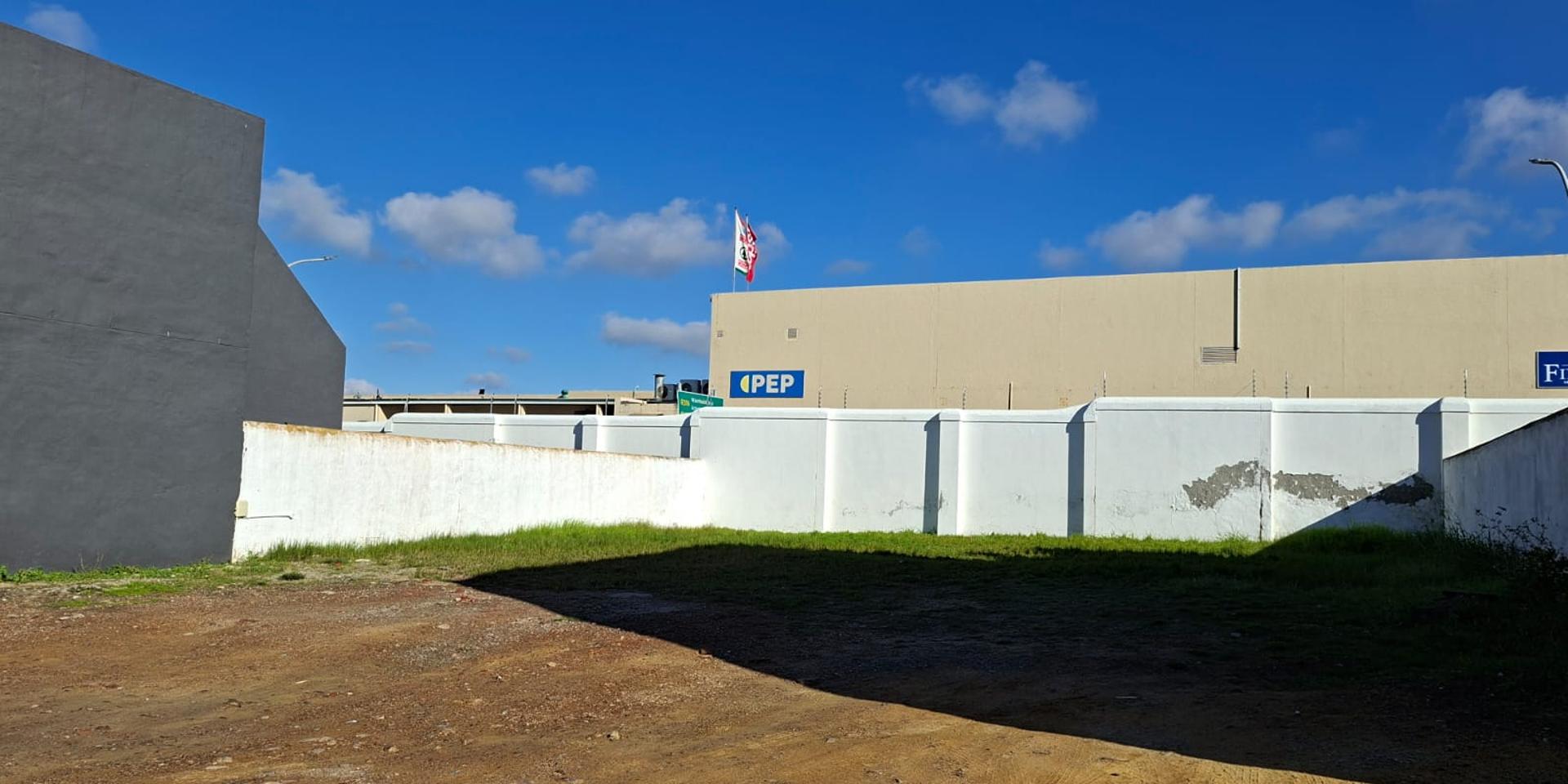 Image 4 of 6