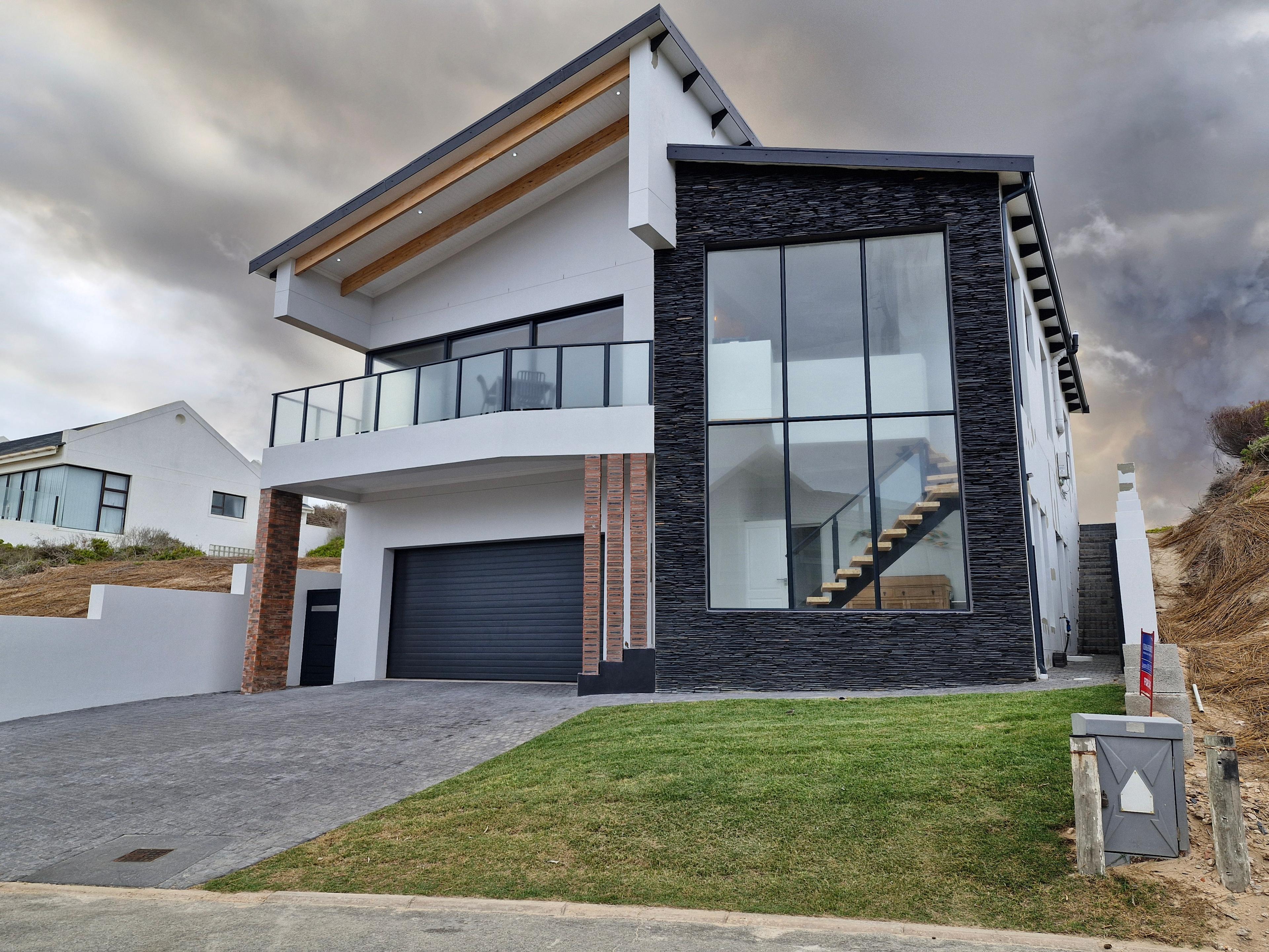 Image 2 of 6
