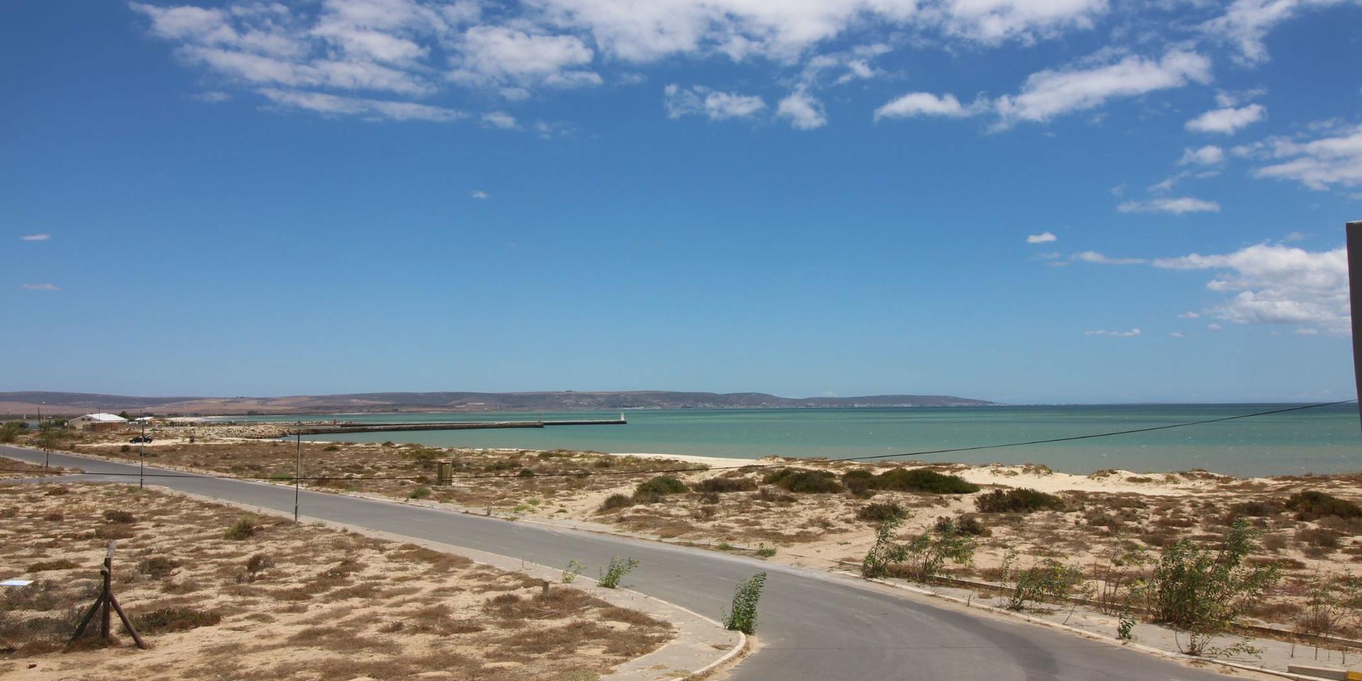 Image 2 of 6