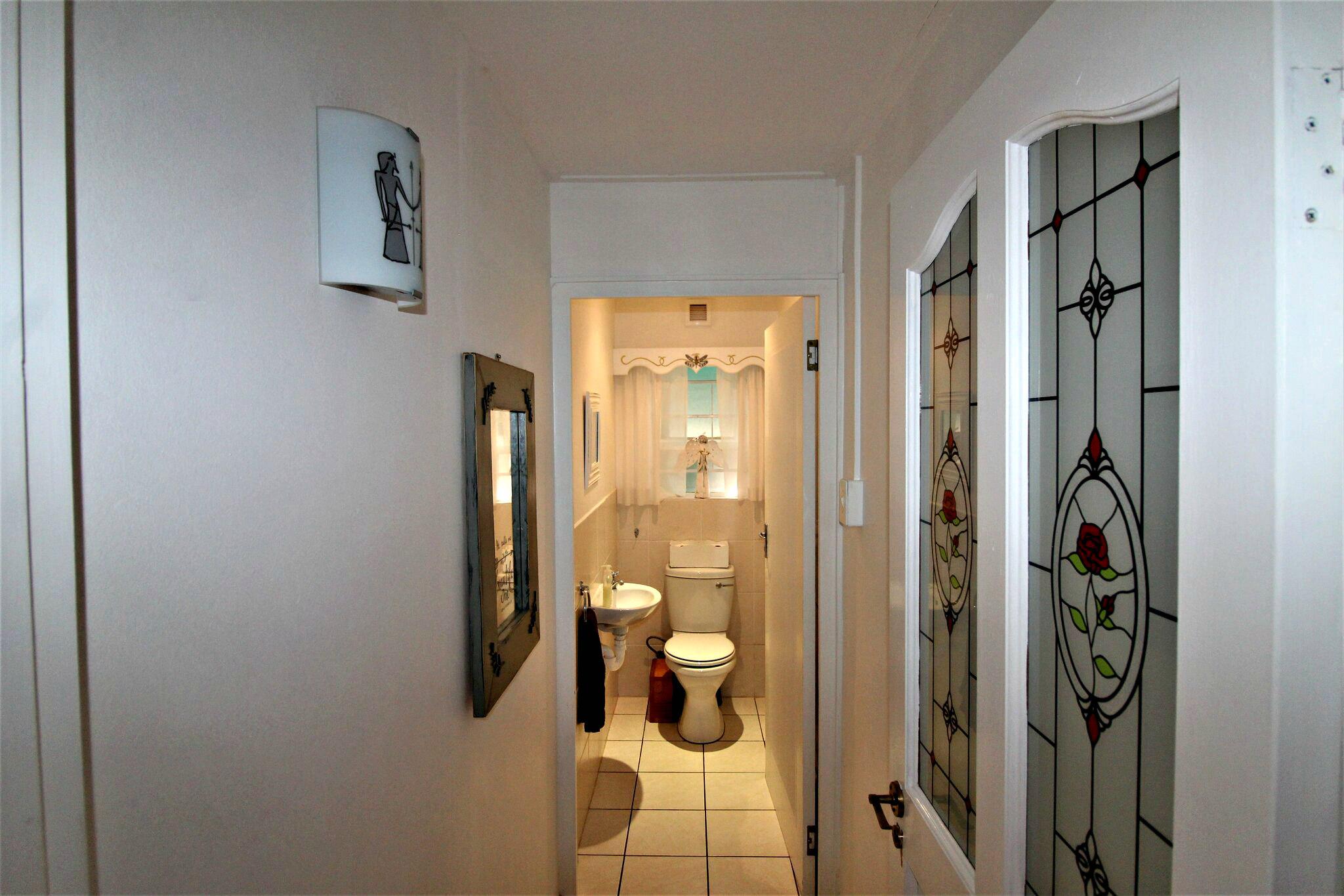 Image 5 of 6