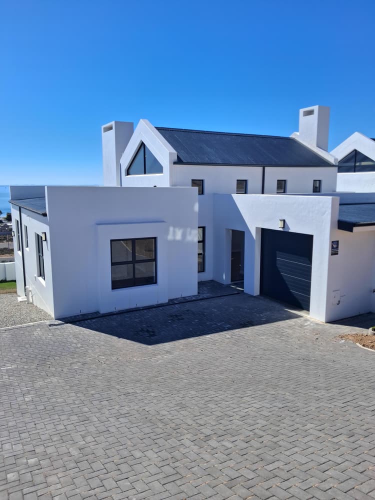 Main property image