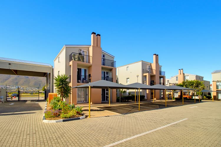 Main property image