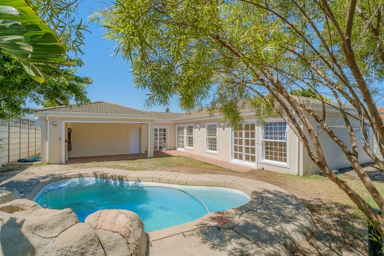 Main property image