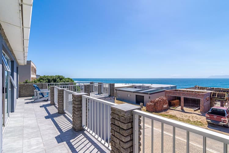 Main property image