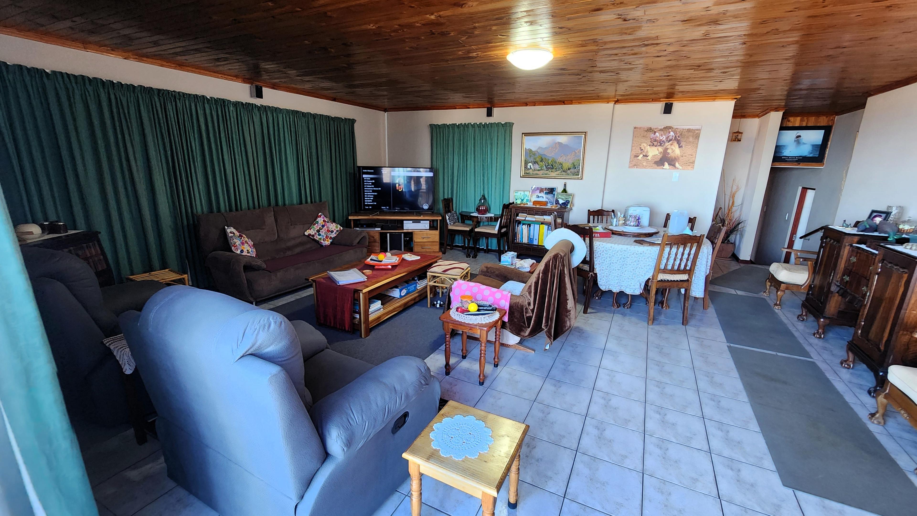 Image 5 of 6