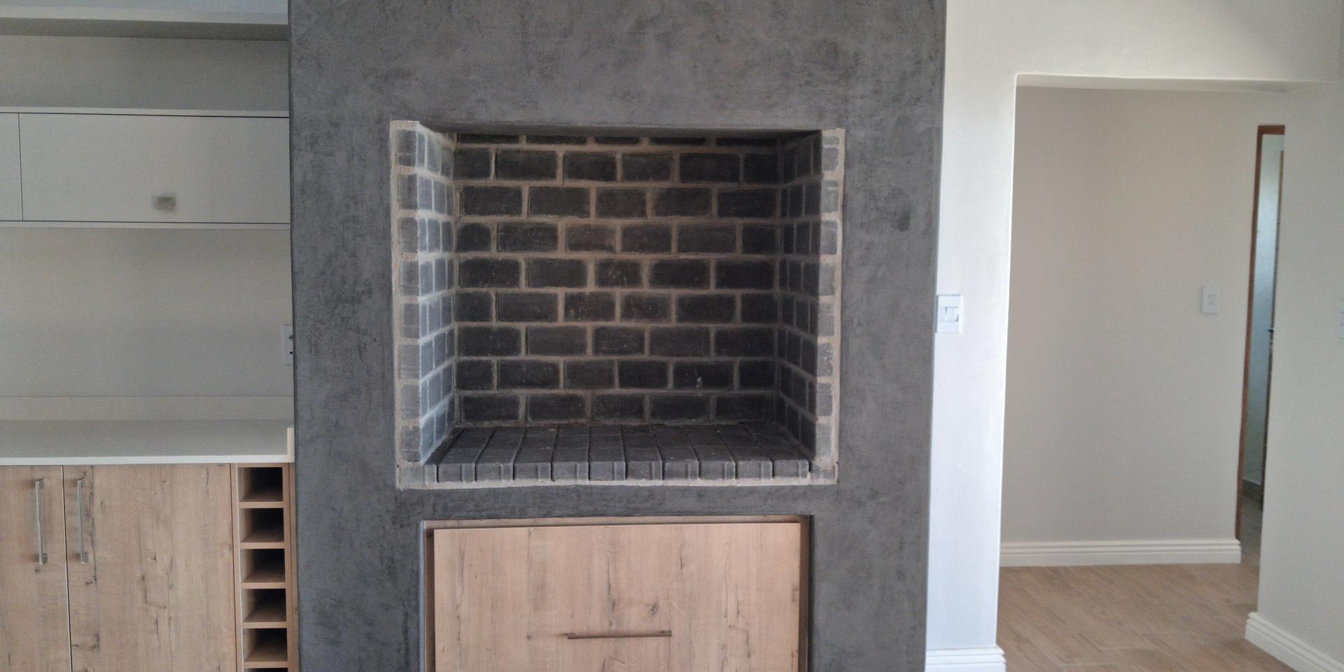 Image 4 of 6