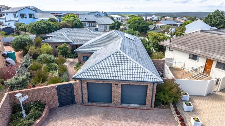 Main property image