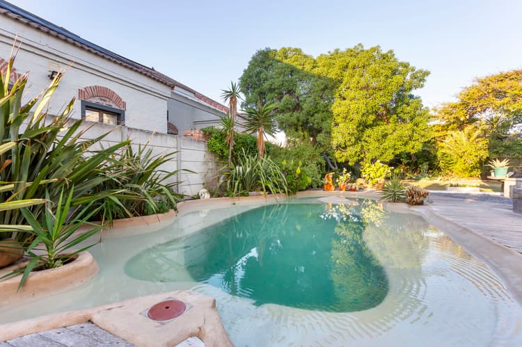 Main property image