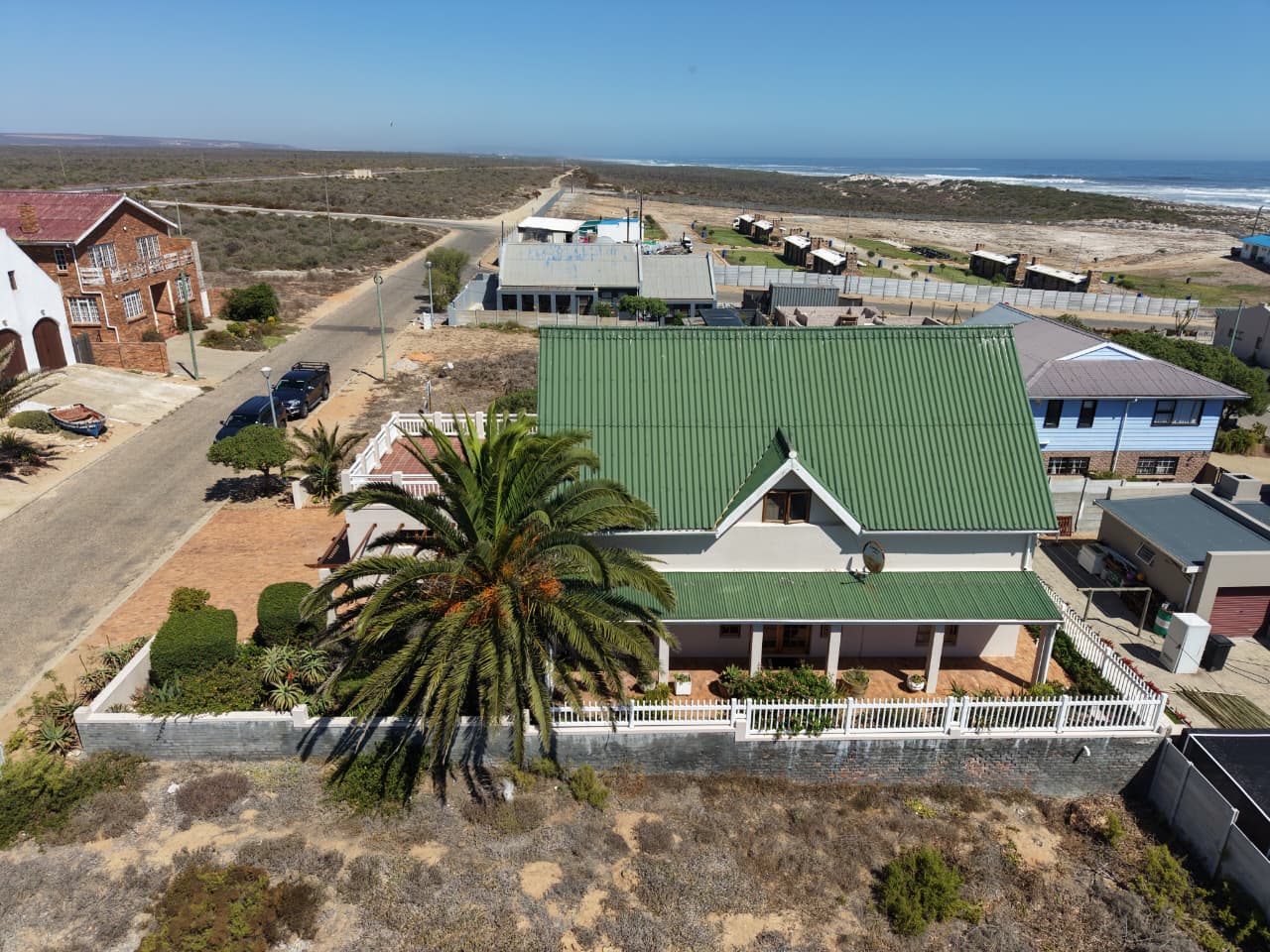 Image 4 of 6