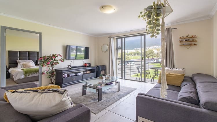 Main property image