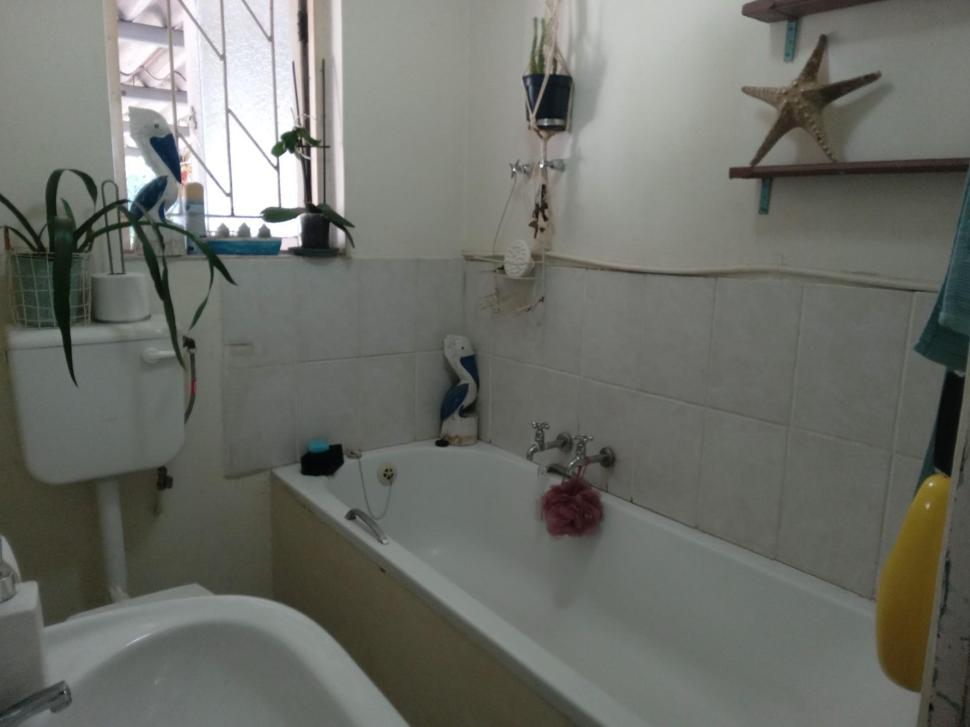 Image 5 of 6