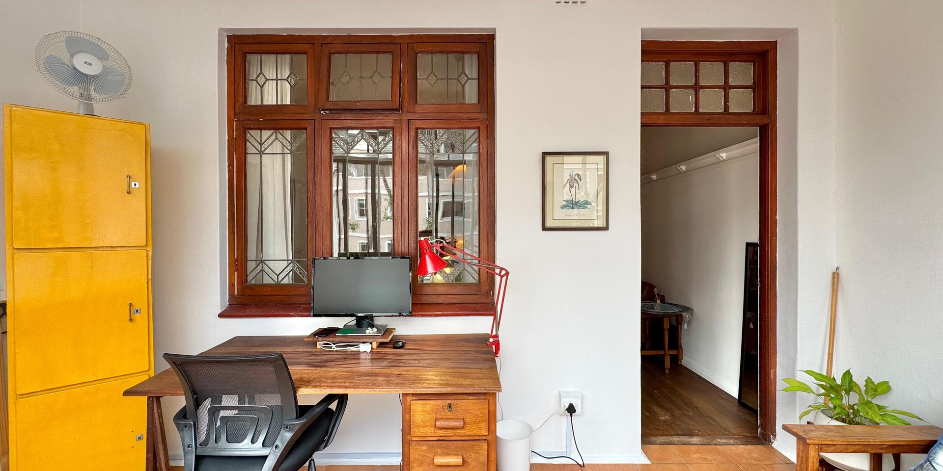 Image 2 of 6