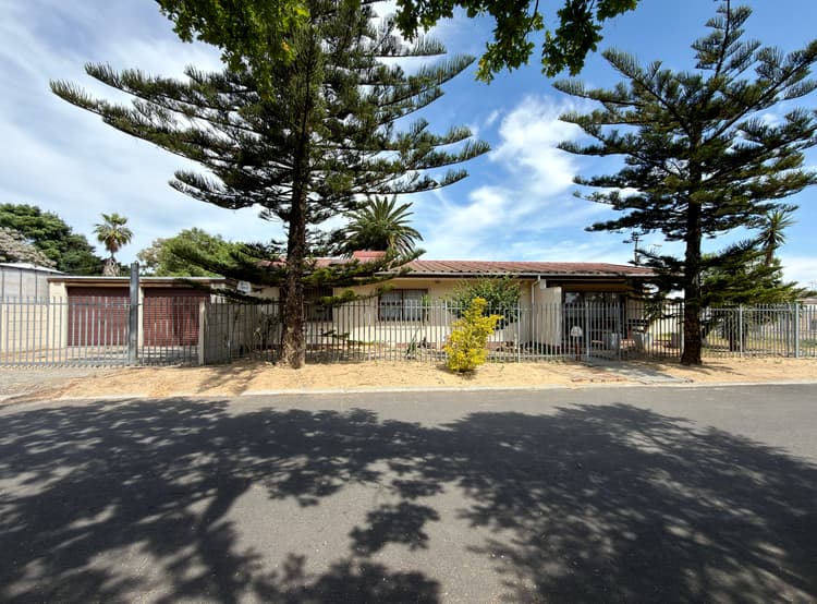 Main property image