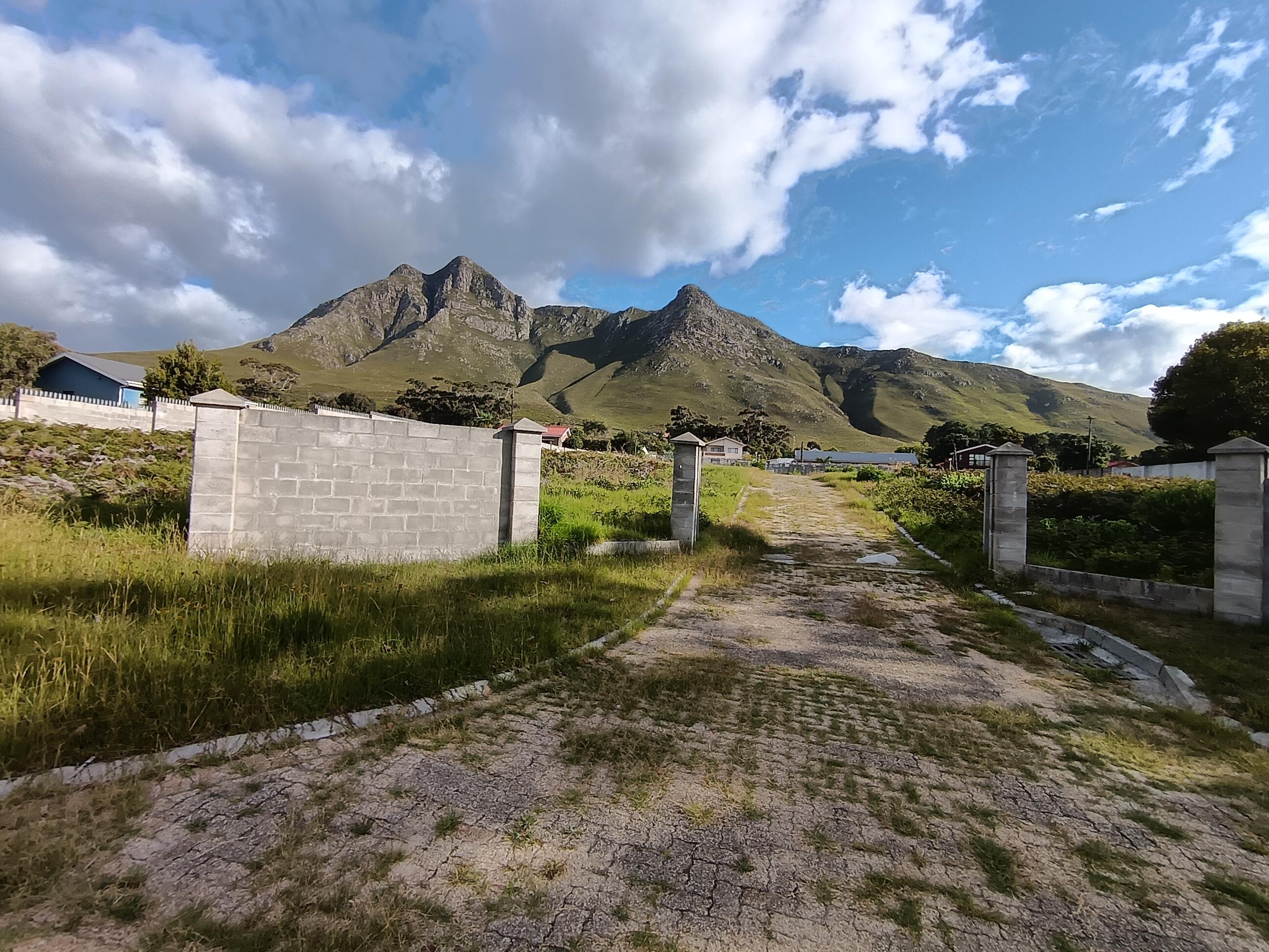 Image 4 of 6