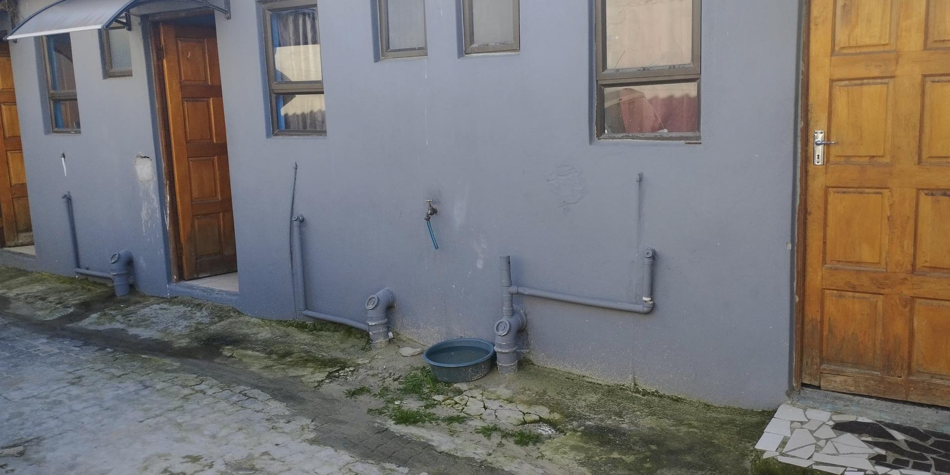 Image 5 of 6
