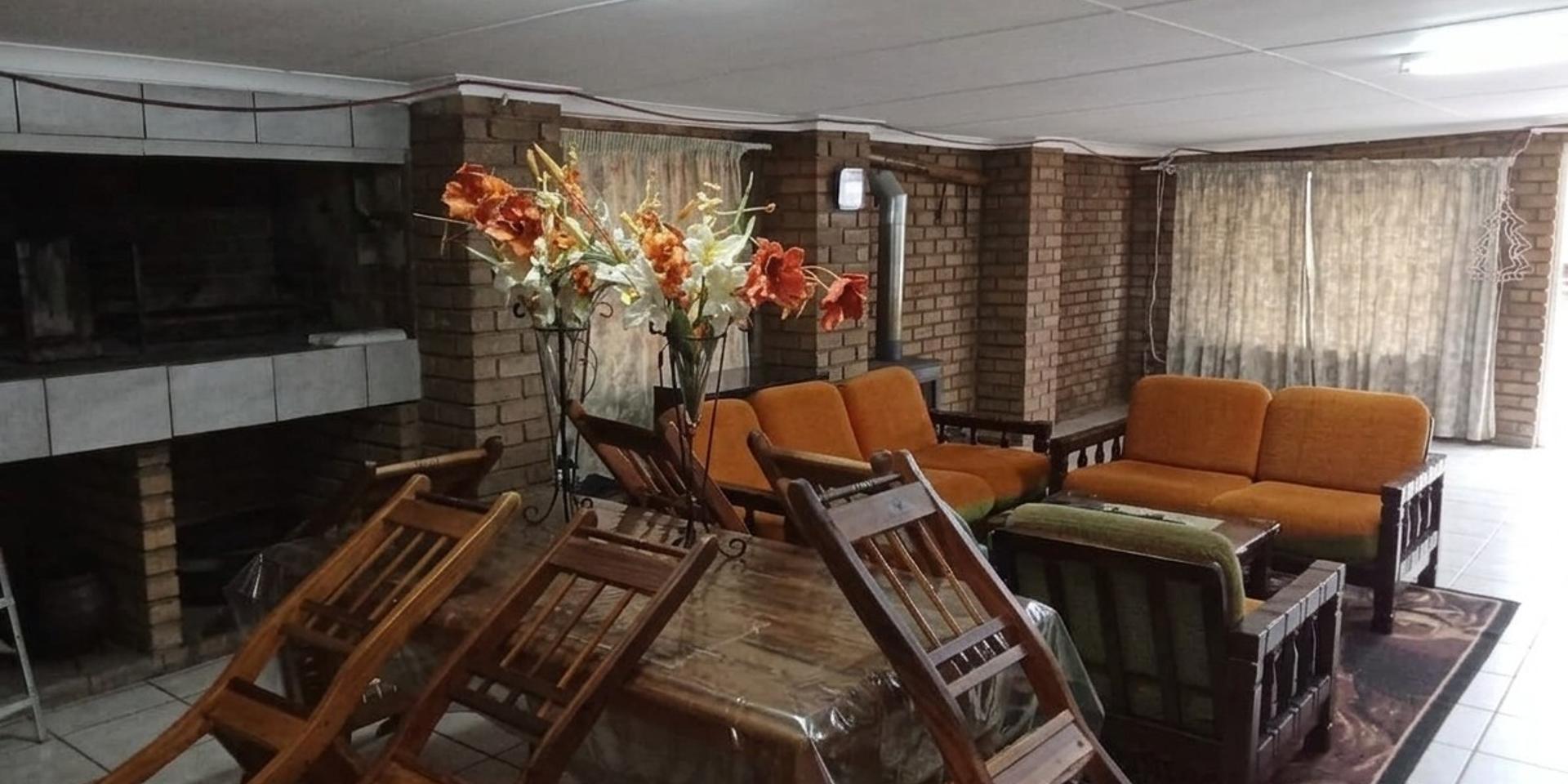 Image 5 of 6