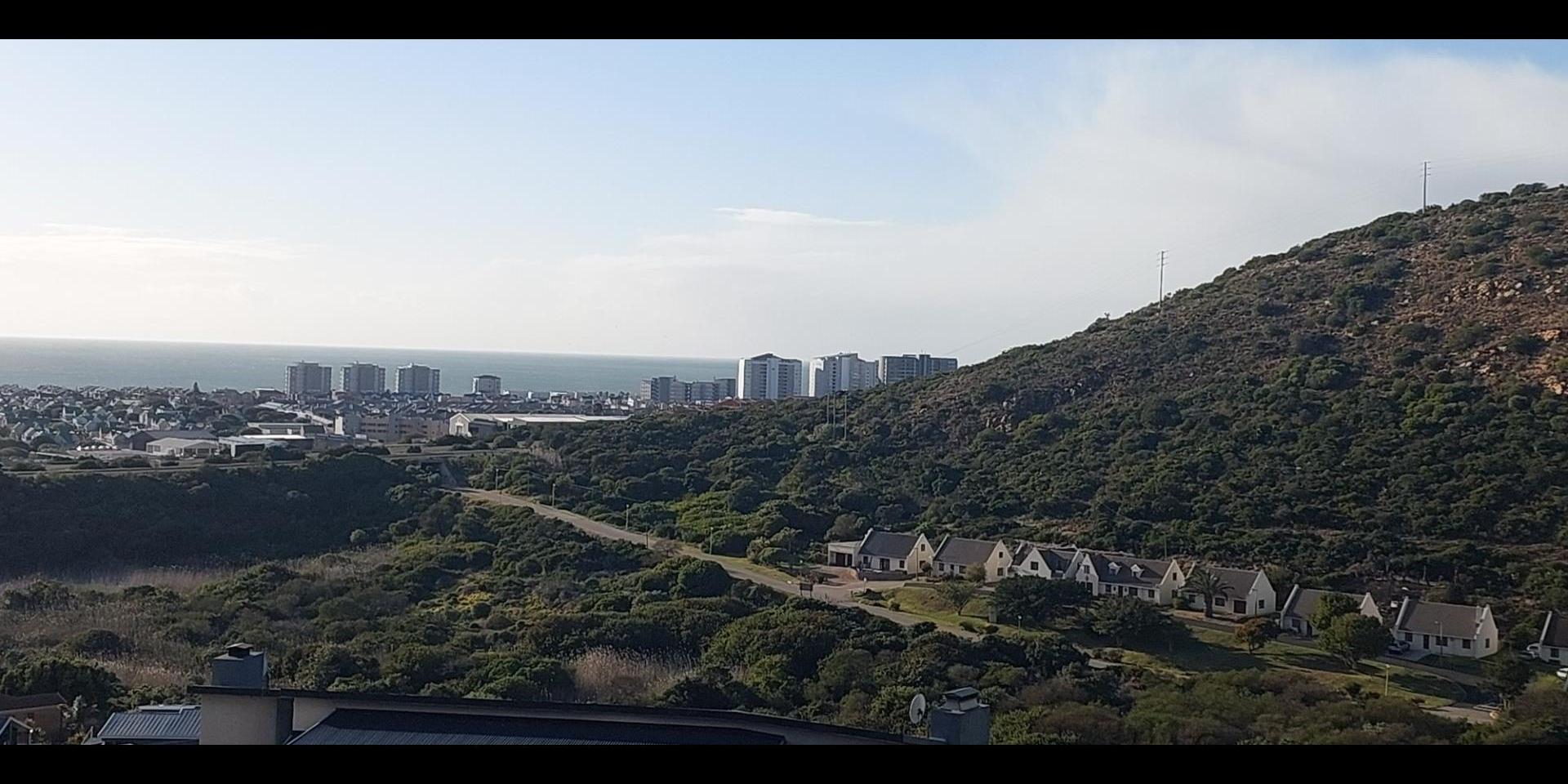Image 2 of 6