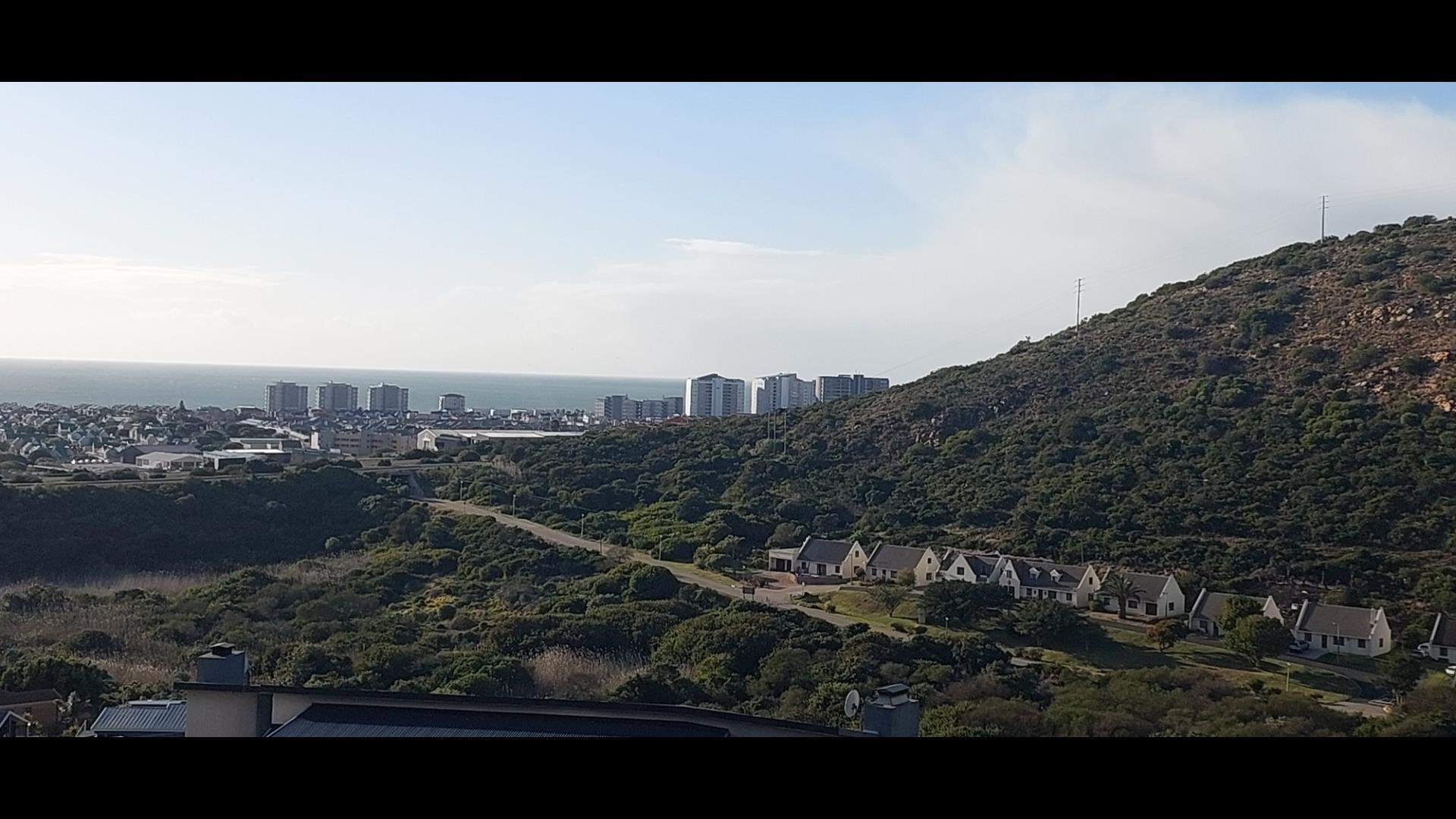 Image 2 of 6
