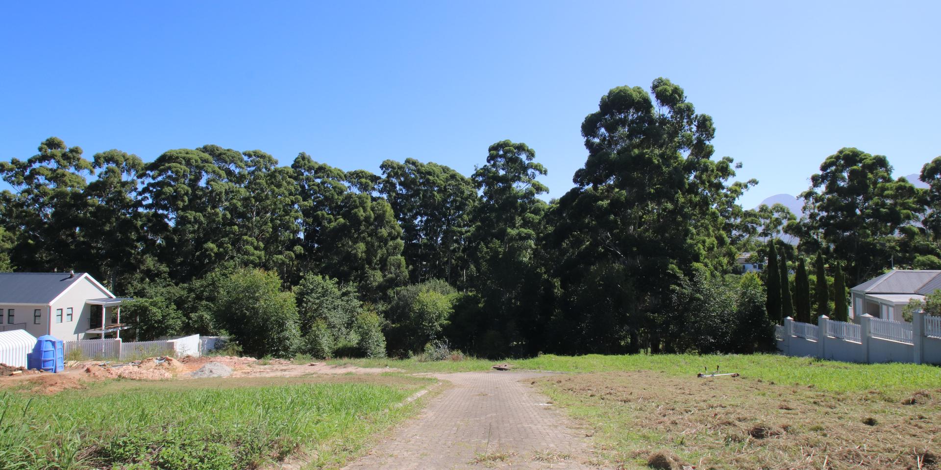 Image 2 of 6