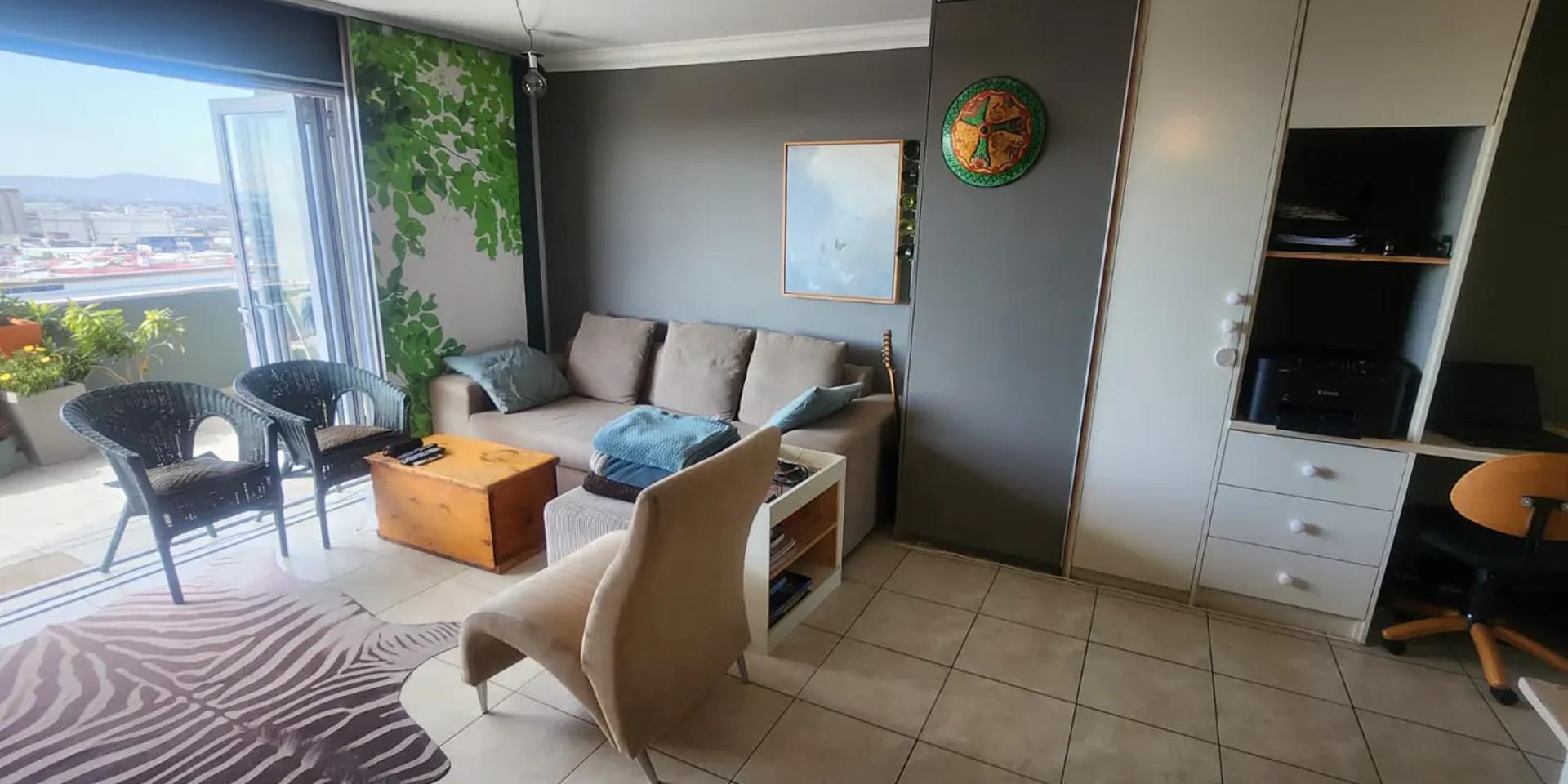 Image 3 of 6
