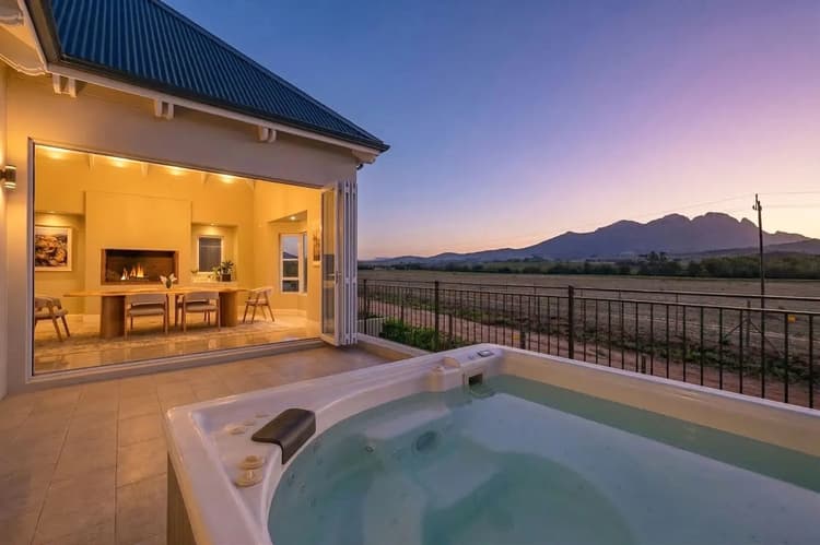 Main property image