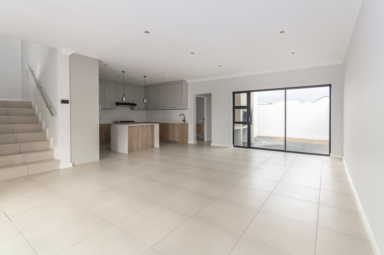 Main property image